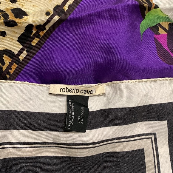 ROBERTO CAVALLi Silk Scarf Purple Floral Leopard Pattern Square Neck Shawl Wrap - Picture 2 of 6